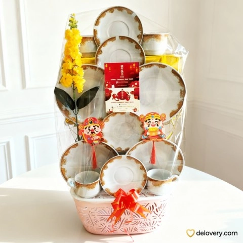 Aurora Tea Tower