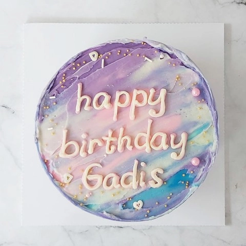 Sweet Purple Wishes Cake