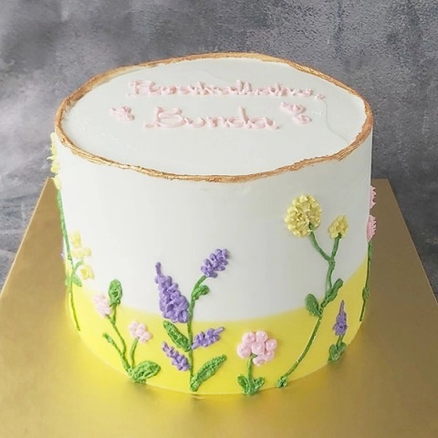 Sunny Dreamy Birthday Cake