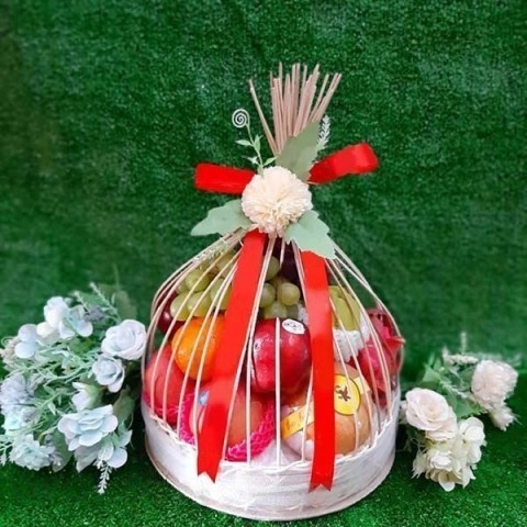 Exquisite Fruit