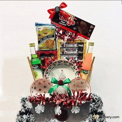 Bright Holiday Basket