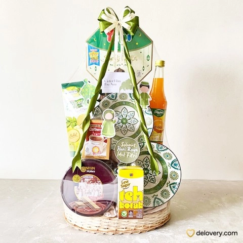 Emerald Tradition Package