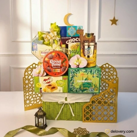 Festive Saver Snack Tray