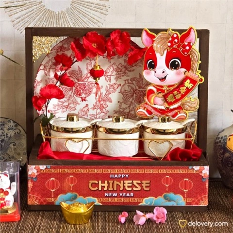 Fortune Gallop Ceramic Set