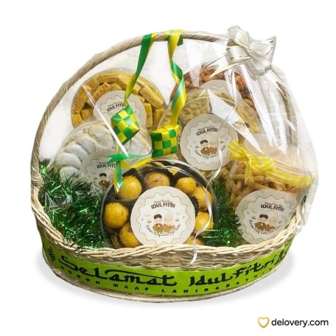 Golden Bites Basket