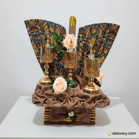 Golden Heritage Glow Decor
