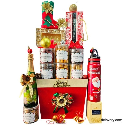Golden Noel Chest