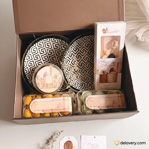 Greek Labyrinth Treat