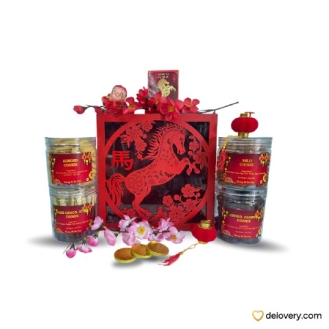 Hoki Red Carved Quartet