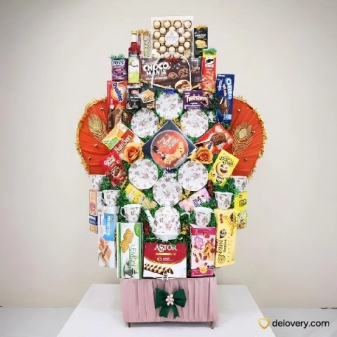 Imperial Dynasty Feast Tower