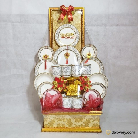 Imperial Harmony Dining Set