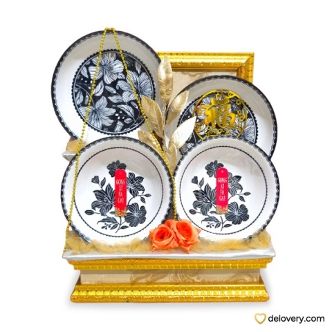 Jin Hua Porcelain Blessing