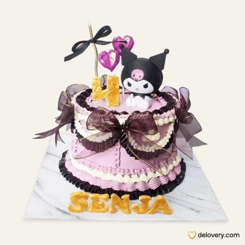 Kuromi Cake
