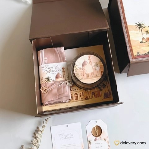 Mekka Hijaz Scarf & Bites