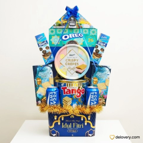 Royal Azure Snack Tower