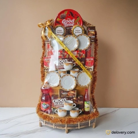 Royal Ivory Feast Parcel