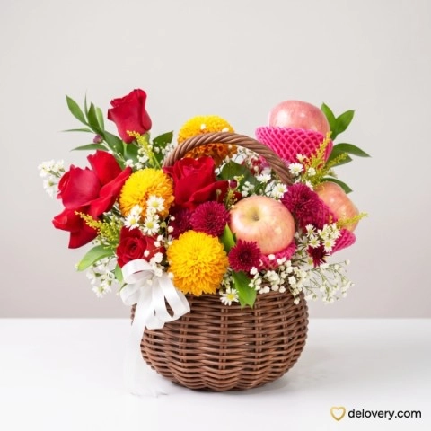 Scarlet Fruit Basket