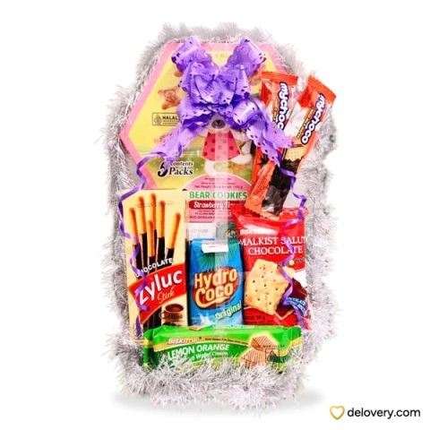 Snack Bliss Hamper