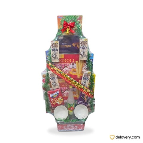 Yuletide Snack Haven